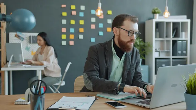How to Stream NetSuite KPIs to a TV Without Buying