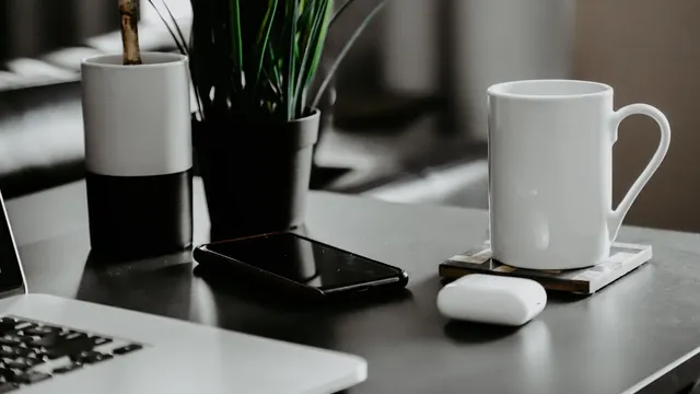 Display NetSuite KPIs on TV Without Extra Licenses